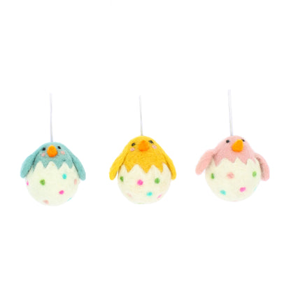 Chicks in Spotty Eggs Decorations