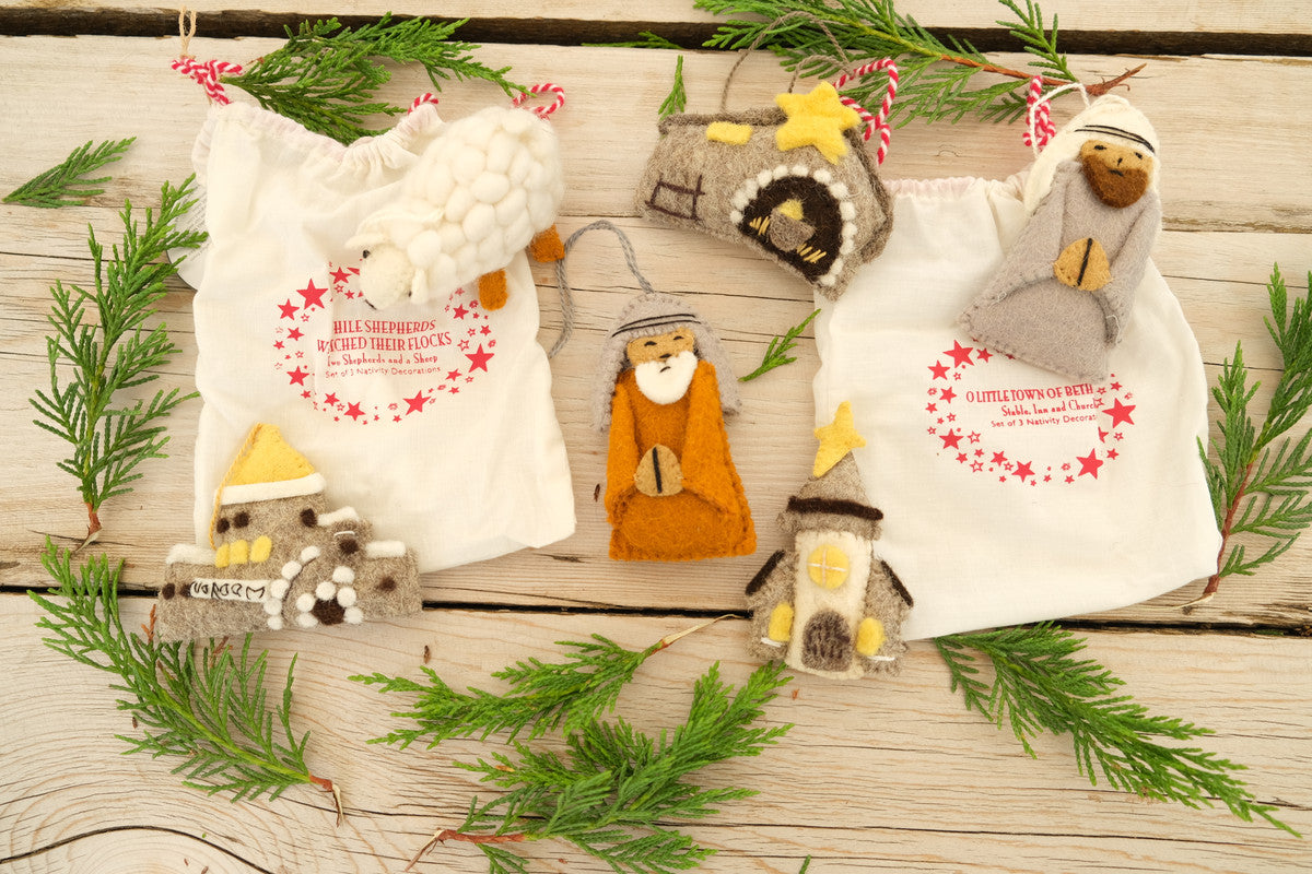 Nativity Decoration Set  - Shepherds and Sheep - Set of 3 in Bag