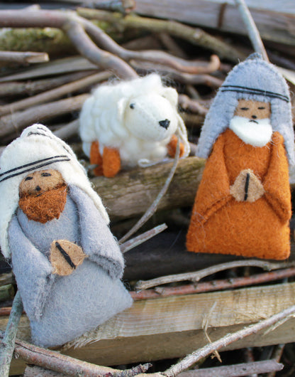 Nativity Decoration Set  - Shepherds and Sheep - Set of 3 in Bag